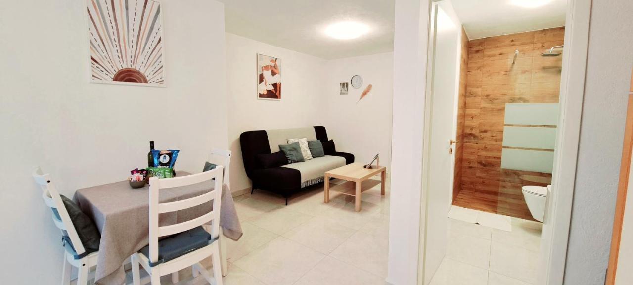 Apartment Ararita Krk Town Extérieur photo
